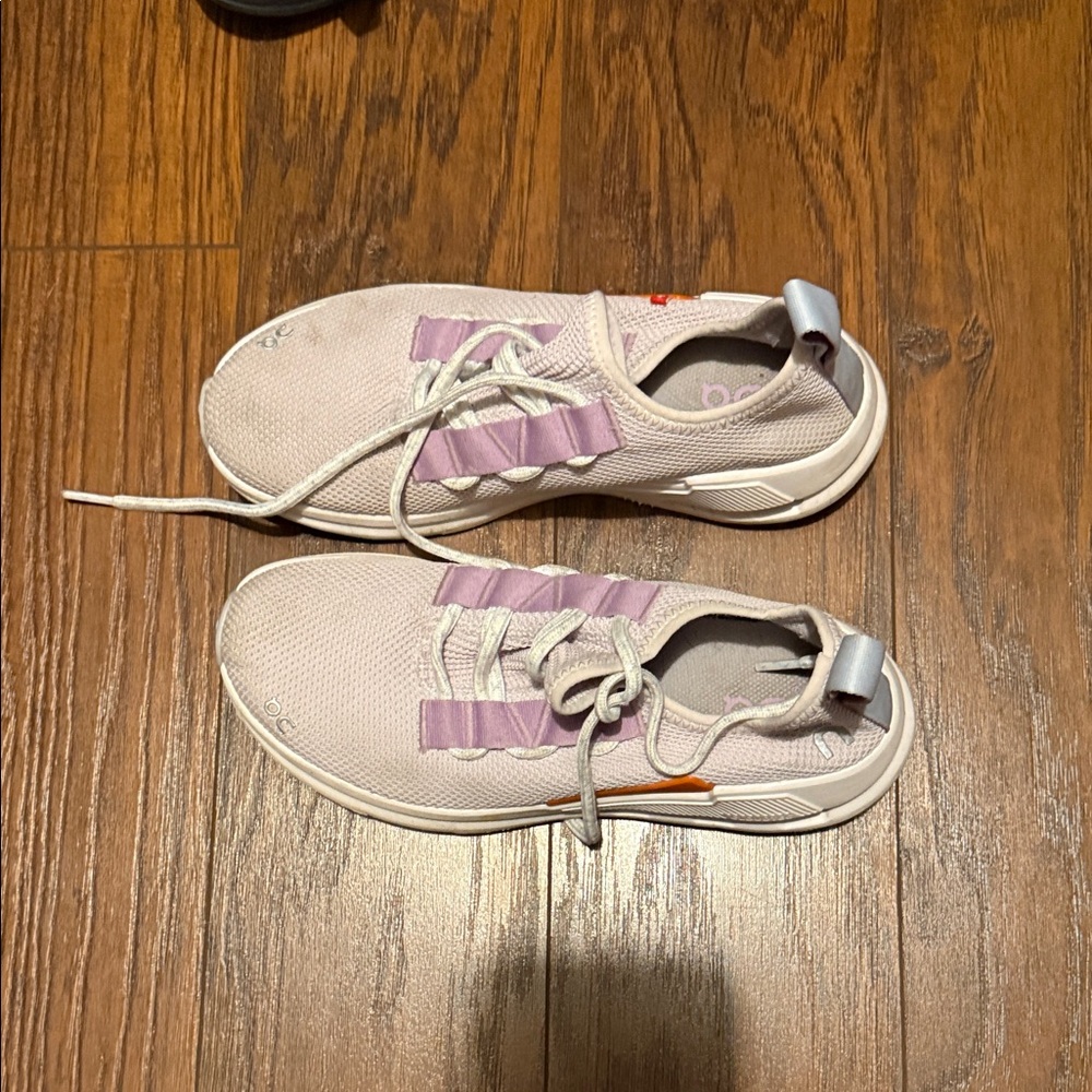 Women's on cloud sneakers  in Light Purple and White